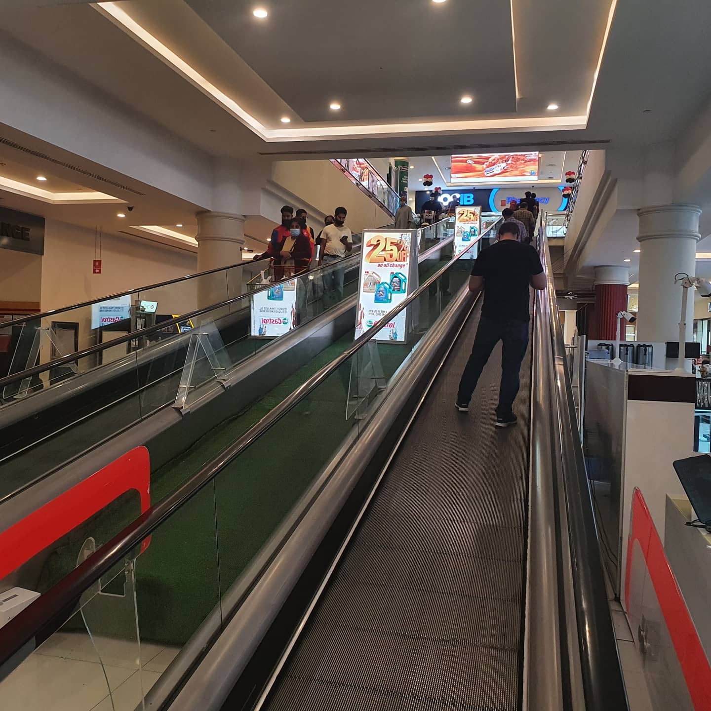 Flat escalator in Dubai mall